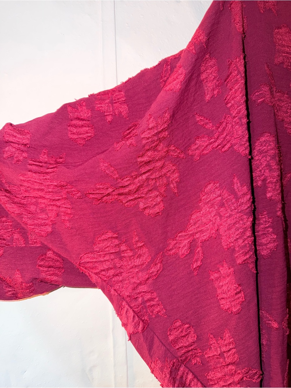 Umgee Raspberry Textured V-Neck Dolman Blouse - Picture 4 of 8